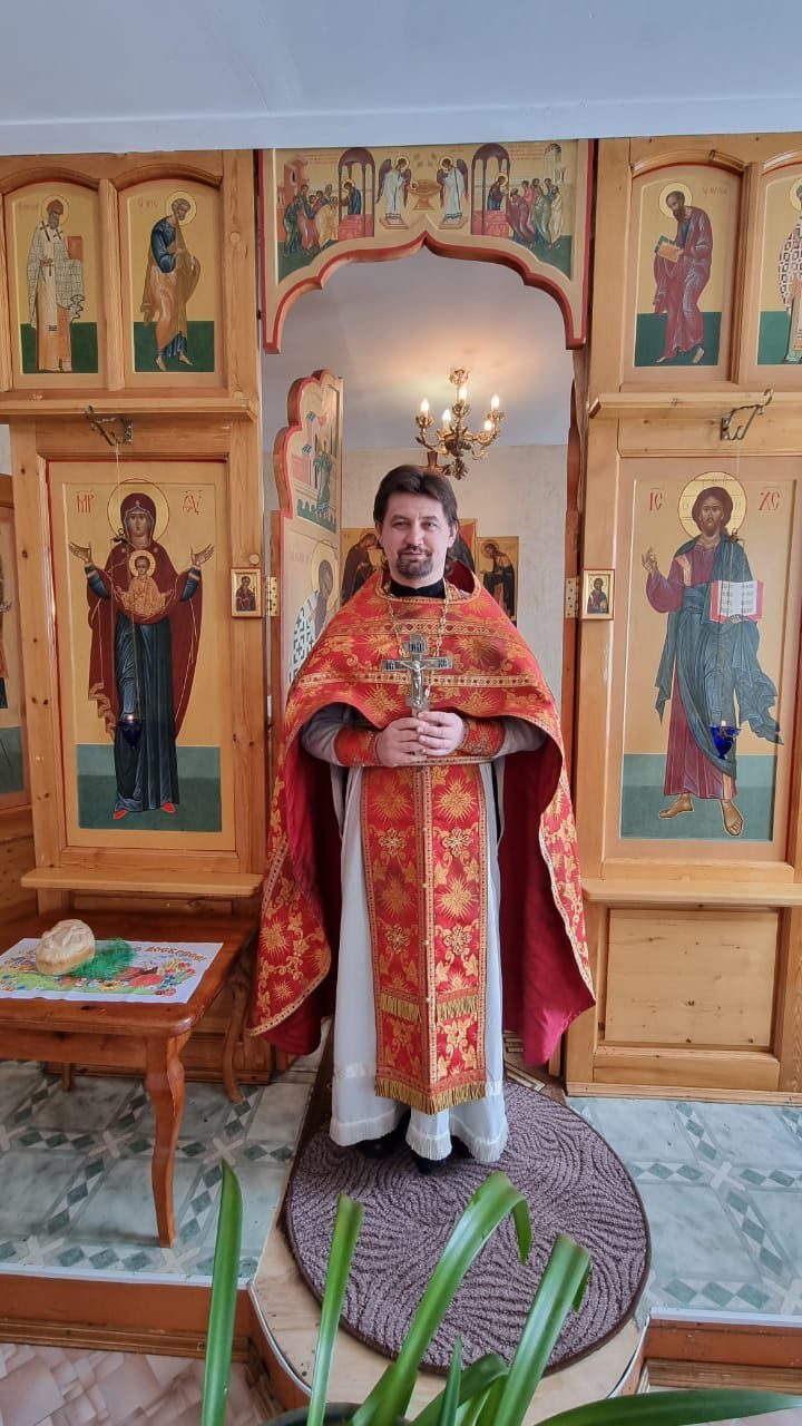 К празднику Святой Пасхи клирики Белгородской епархии удостоены богослужебно-иерархических наград, сообщили в епархии.