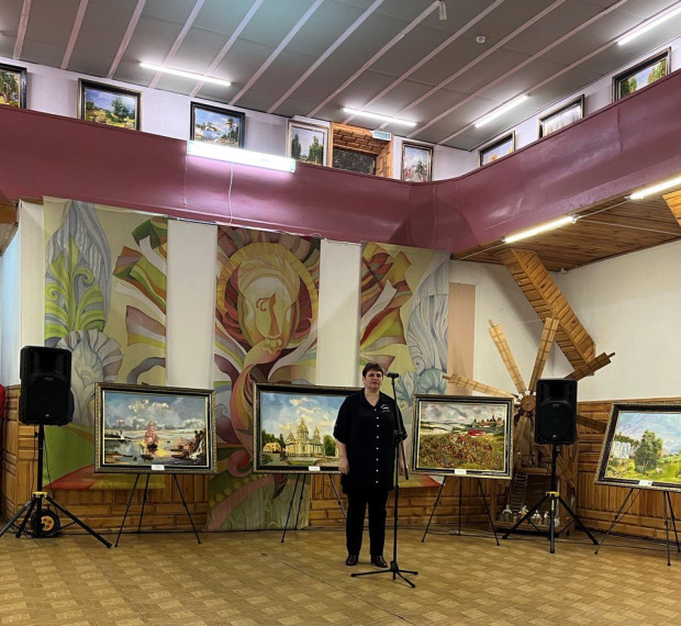Сегодня в Купинском центре традиционной культуры и ремесел открылась выставка художника-любителя Владимира Линникова «Память сердца».